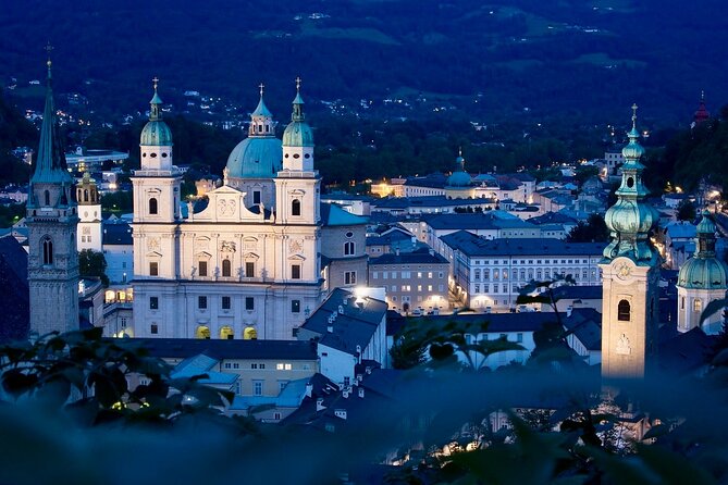 Transfer from Prague to Salzburg with Tour Stop in Cesky Krumlov - FAQ