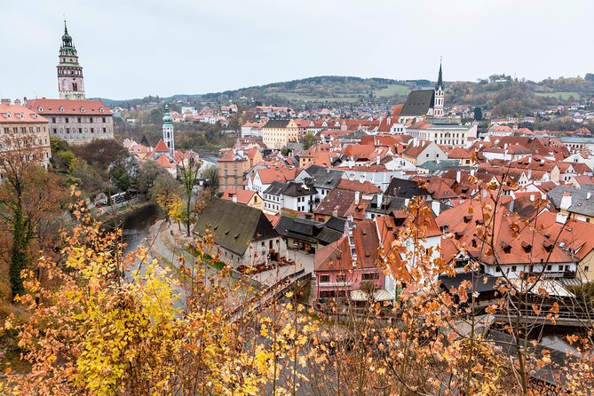UNESCO Cesky Krumlov from Prague with Guided Tour and Transfer - Key Points Before You Go