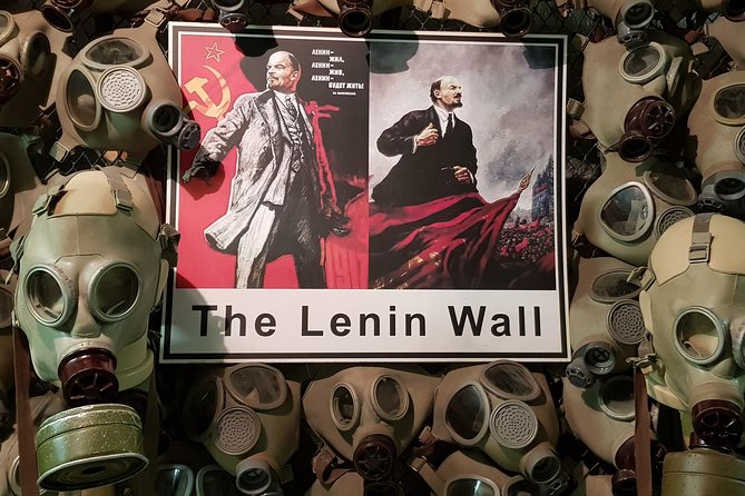 Velvet Revolution and Communism tour with PERSONAL PRAGUE GUIDE - Wenceslas Monument and Wenceslas Square: the political stage