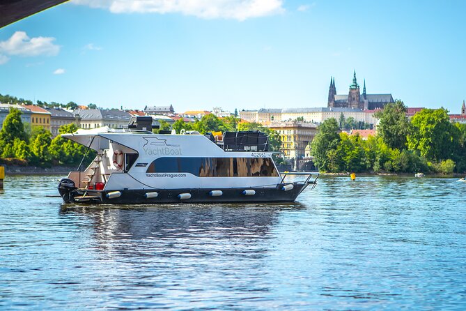 VIP Prague YachtBoat ONE Experience: All-You-Can-Drink - Key things that make YachtBoat ONE different