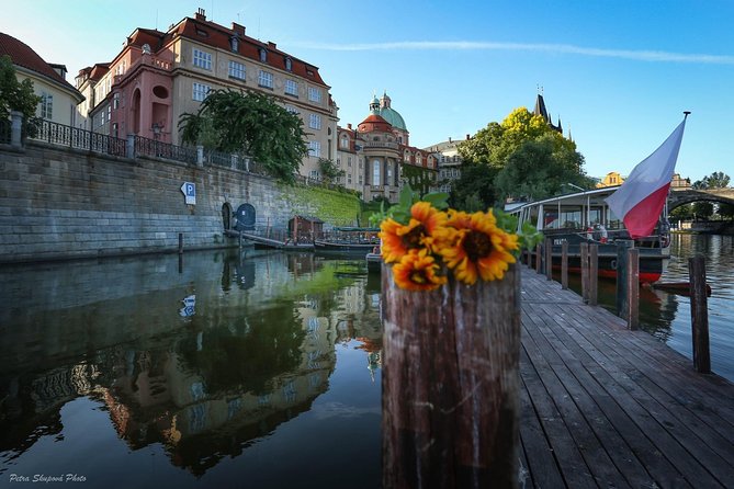 VIP Private tour Prague: Castle, Lunch, Beer, Boat - Vltava Boat Trip at Vltava Beach: Where the Day Feels Like a Vacation