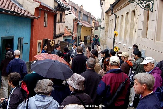 Visit Prague Castle & Lobkowicz Palace: Private Half-Day Tour - Price and value: is $205 per person reasonable here?