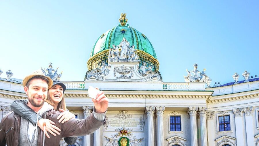 Vltava River Cruise and Private Tour of Prague' Old Town - Price and Value: What $143 Buys in Real Sightseeing Time