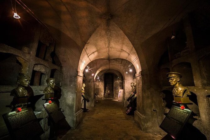 Walking Tour in New Town with Operation Anthropoid (WWII) - Key things to know before you go