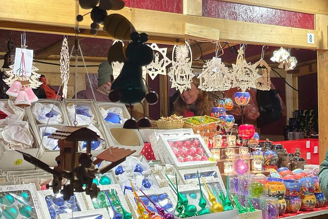 Walking tour in Prague Christmas Market and Festivities - Stop 2: Old Town Square and the Astronomical Clock area