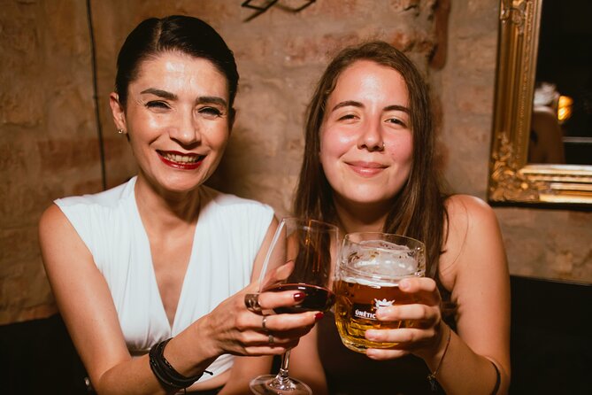 Wednesday Night Live Music and Cocktails Ticket in Kontakt Bar - Location in Prague 1: Easy to Access for a Single-Stop Evening