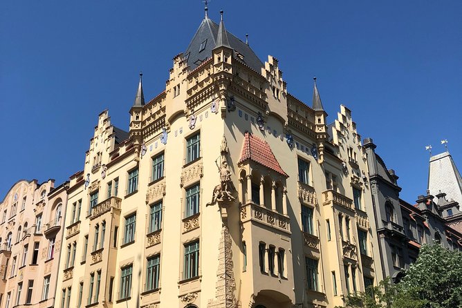 Welcome to Prague - Private Tour with Licensed Guide - Old Town Square (Staromestske namesti) in the right order