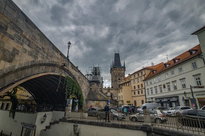 Welcome to Prague - Private Tour with Licensed Guide - How Jana helps you get oriented for the rest of your Prague day